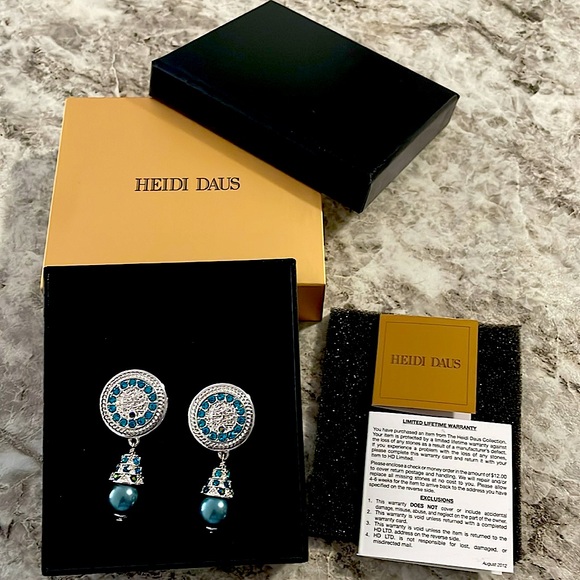 Heidi Daus Swag Earrings for Pierced Ears - Picture 2 of 10